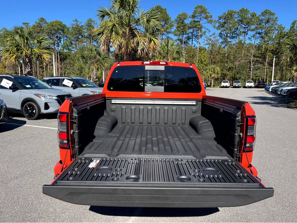 New 2025 Nissan Frontier PRO-4X w/ Tow Package AWD/4WD image 6