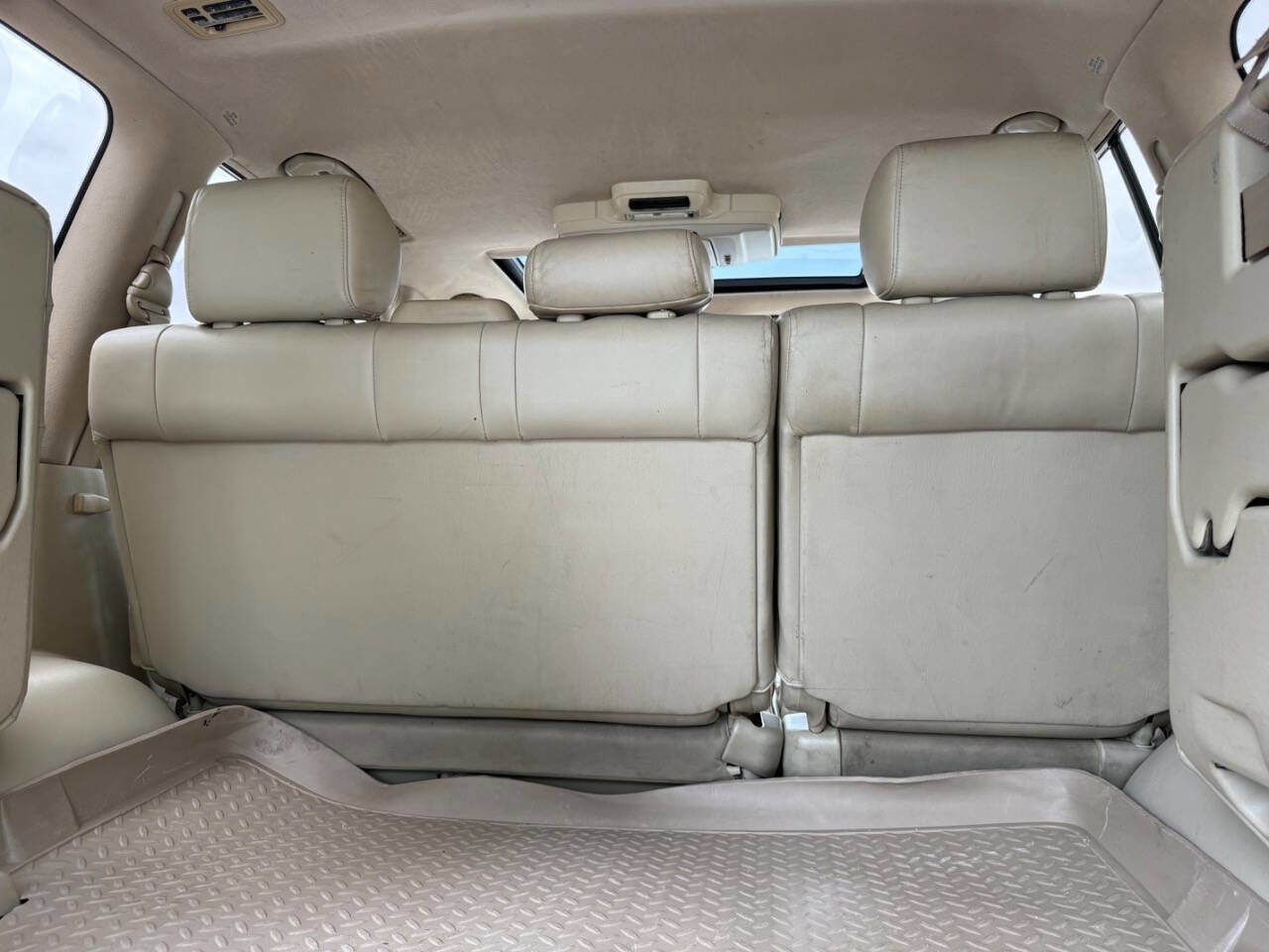Used 2003 Lexus LX 470 4WD image 39
