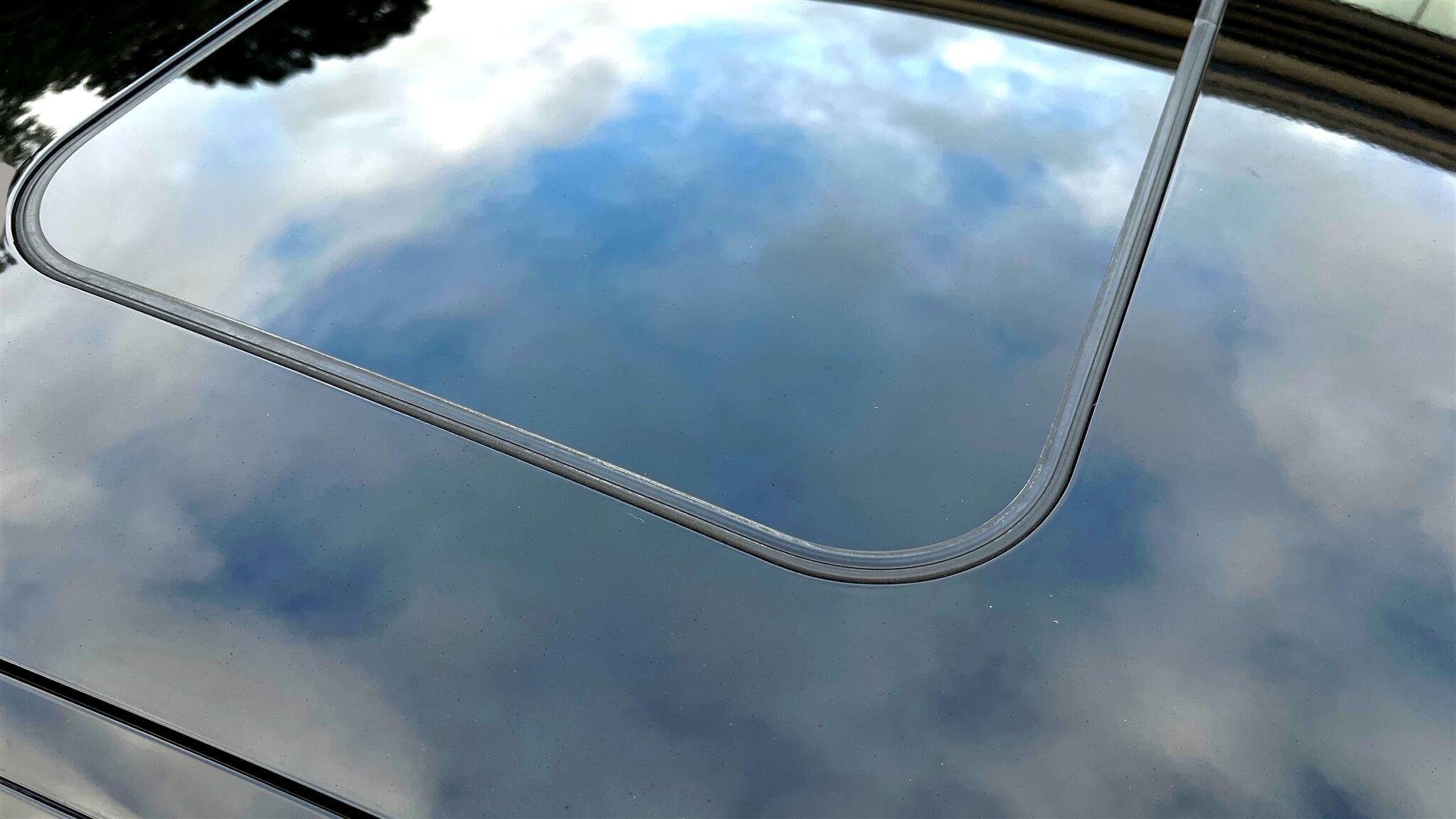 Used 2010 Porsche Panamera 4S image 12