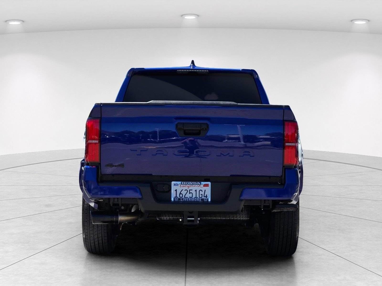 Used 2025 Toyota Tacoma TRD Sport AWD/4WD image 6
