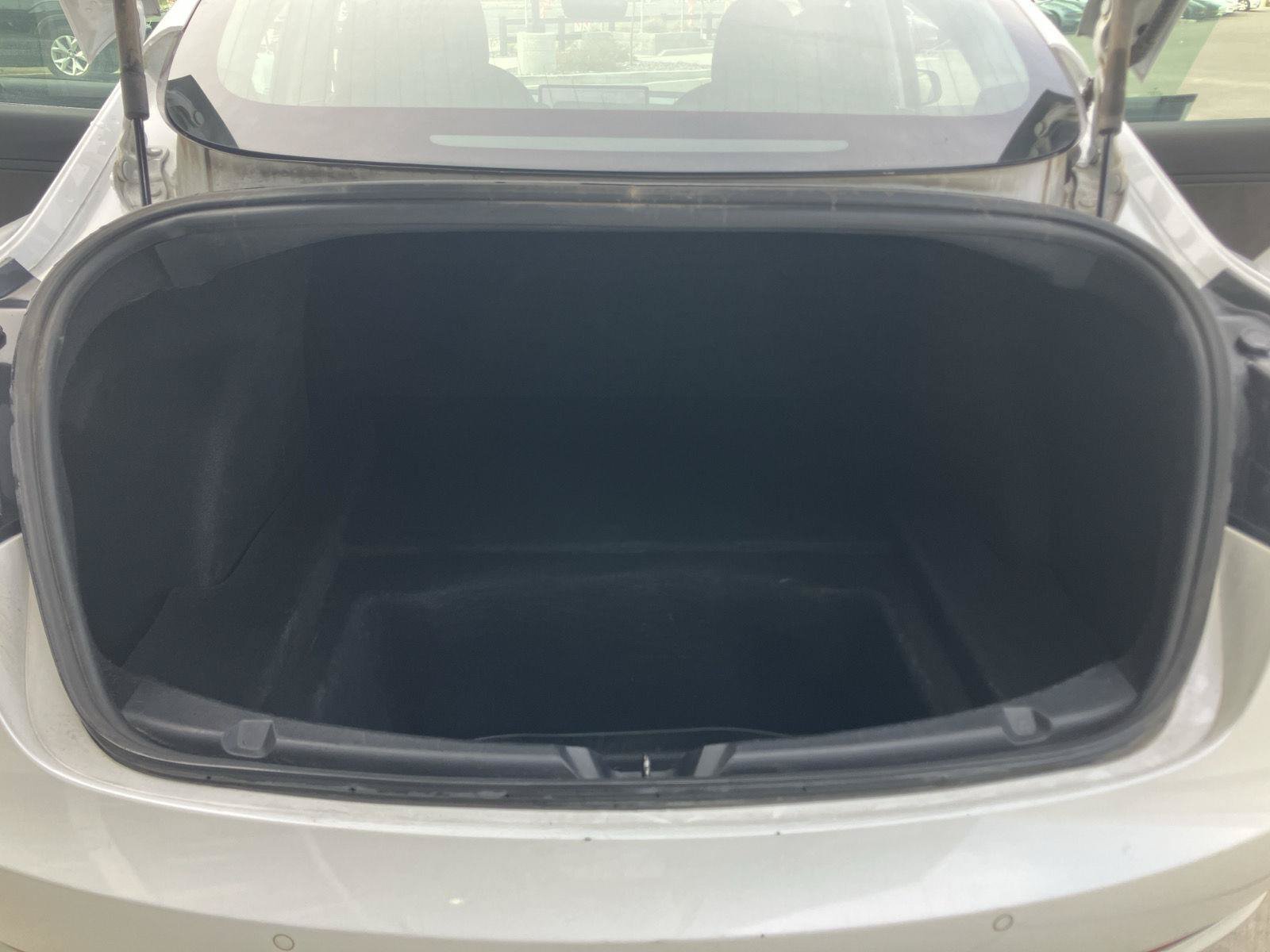 Used 2018 Tesla Model 3 Long Range AWD/4WD image 17