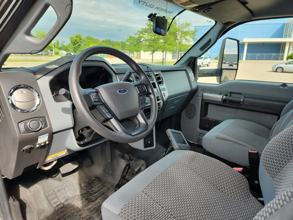 Used 2023 Ford F650 2WD Regular Cab Super Duty image 9