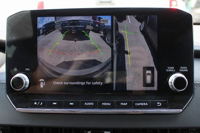 Used 2022 Mitsubishi Outlander SE image 29