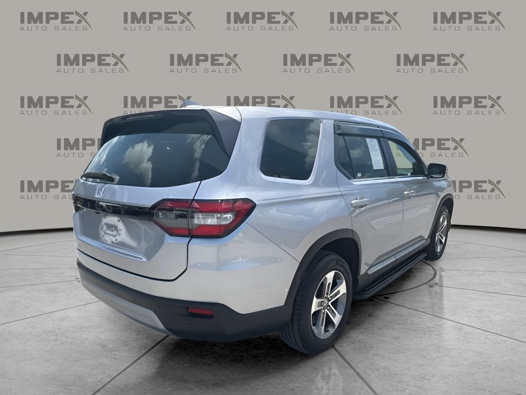 Used 2023 Honda Pilot EX-L image 5
