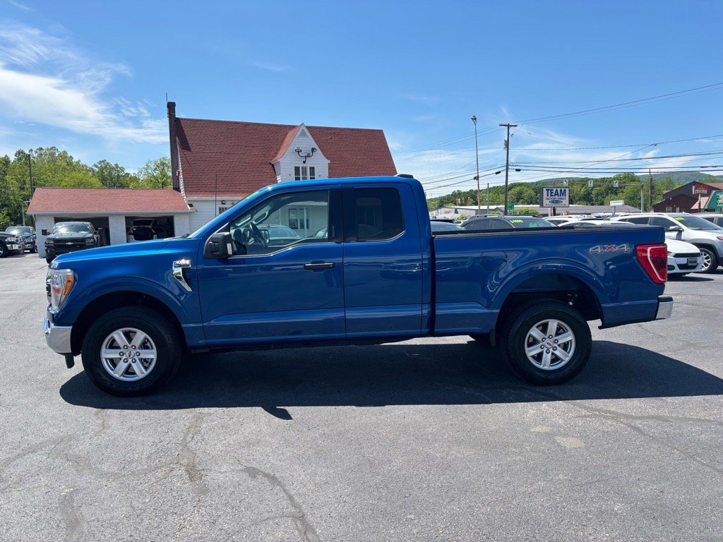 Used 2022 Ford F150 XLT w/ Equipment Group 301A Mid image 4