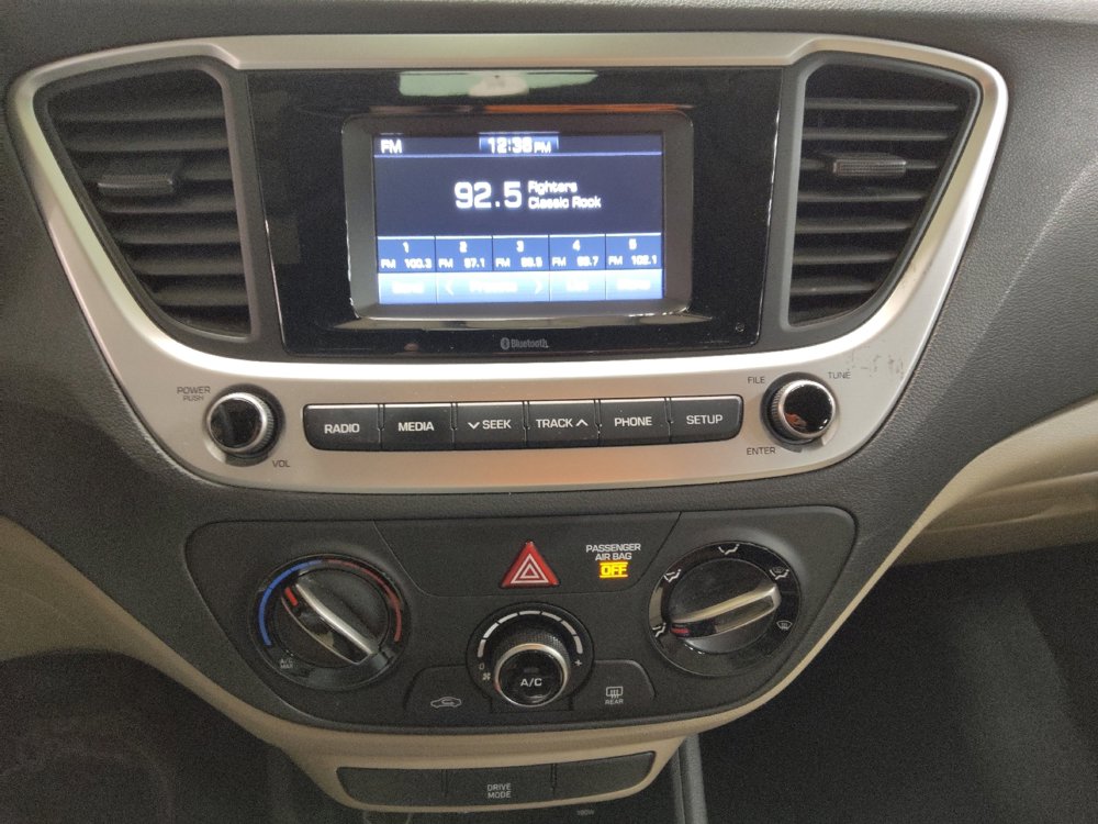 Used 2022 Hyundai Accent SE image 25