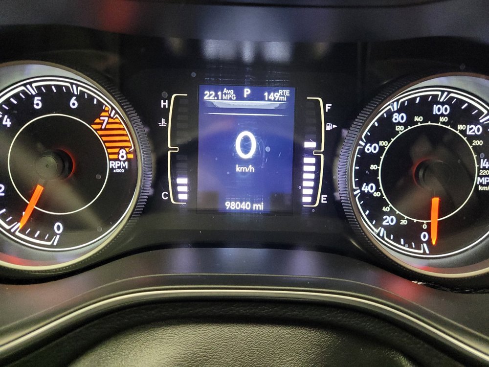 Used 2019 Jeep Cherokee Latitude Plus w/ Comfort/Convenience Group AWD/4WD image 23