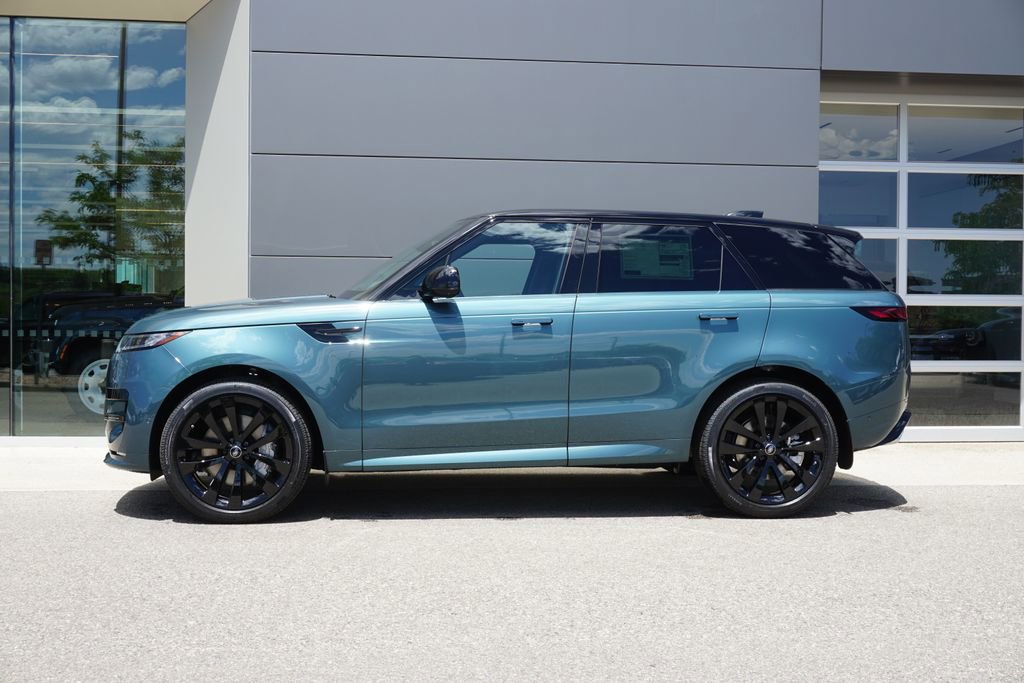 New 2025 Land Rover Range Rover Sport Dynamic SE image 8
