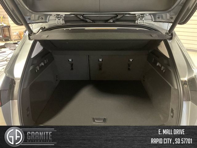 New 2025 Buick Envision Sport Touring image 11