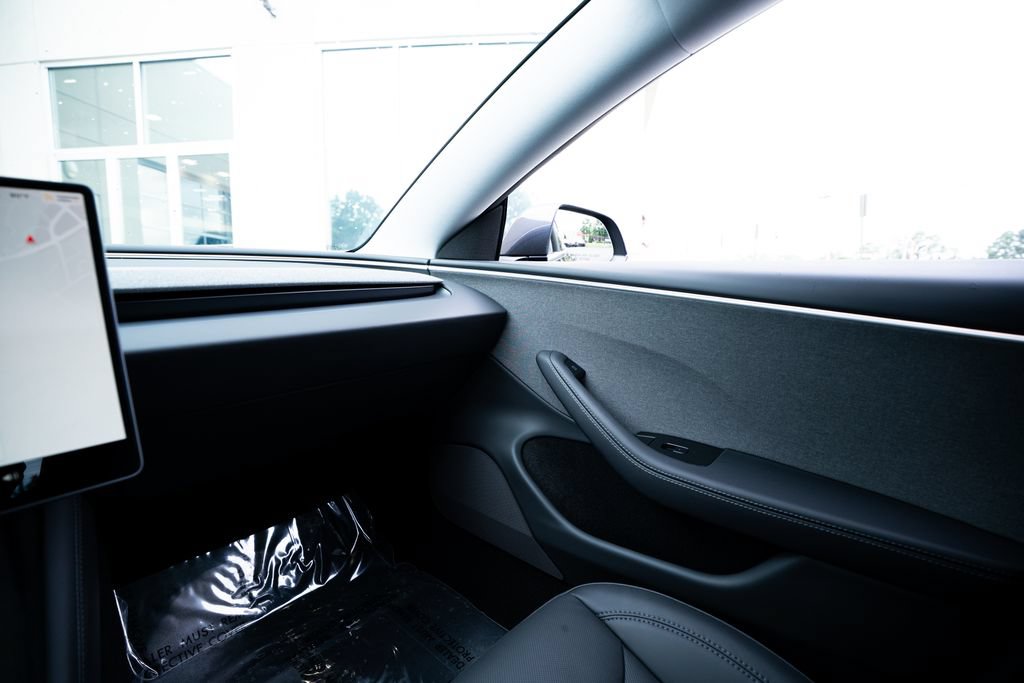 Used 2026 Tesla Model 3 RWD image 34