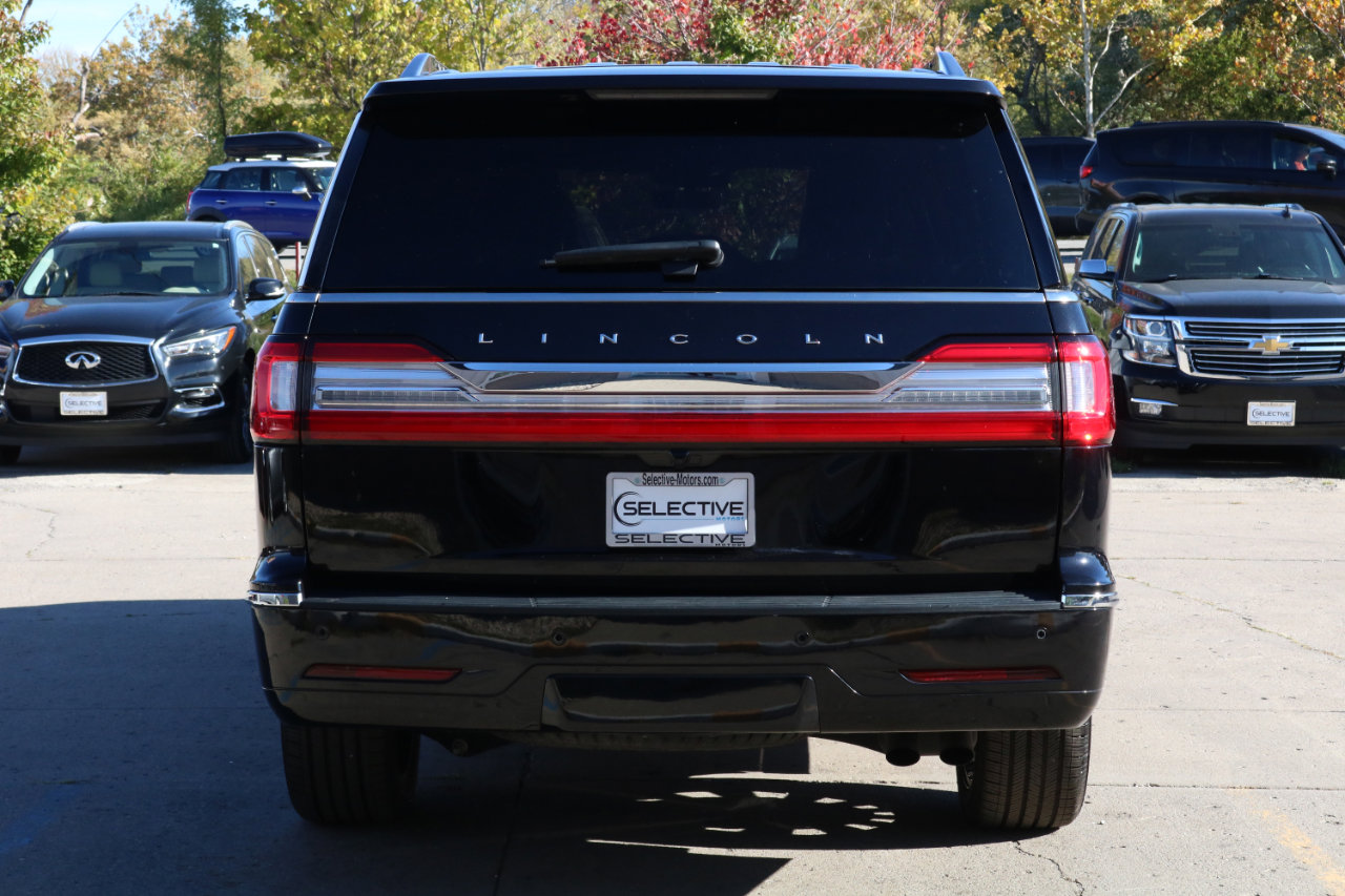 Used 2020 Lincoln Navigator L Reserve w/ Luxury Package image 12
