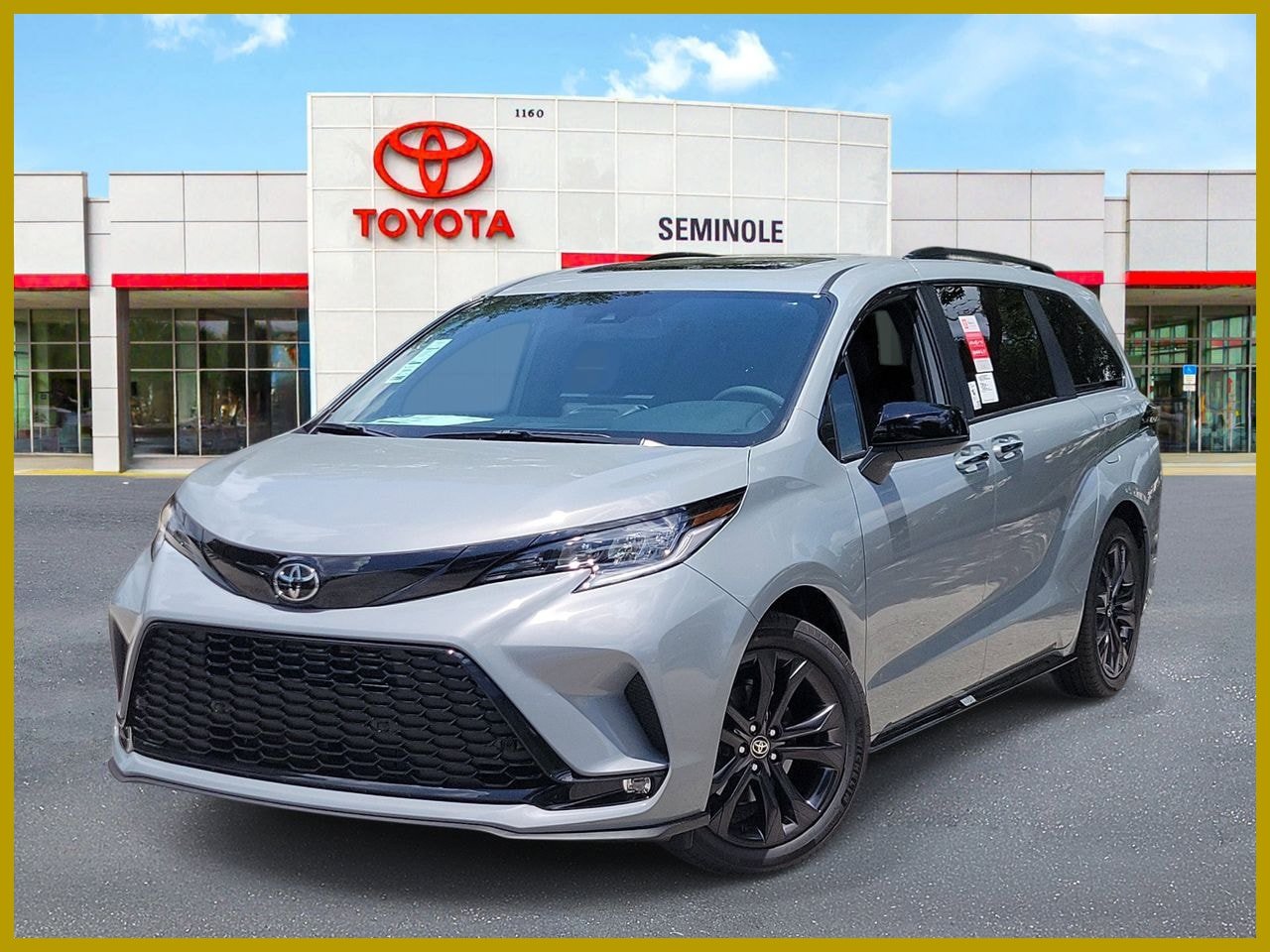 New 2026 Toyota Sienna XSE FWD image 1