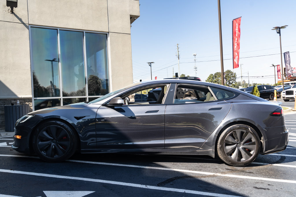 Used 2025 Tesla Model S Plaid AWD/4WD image 15