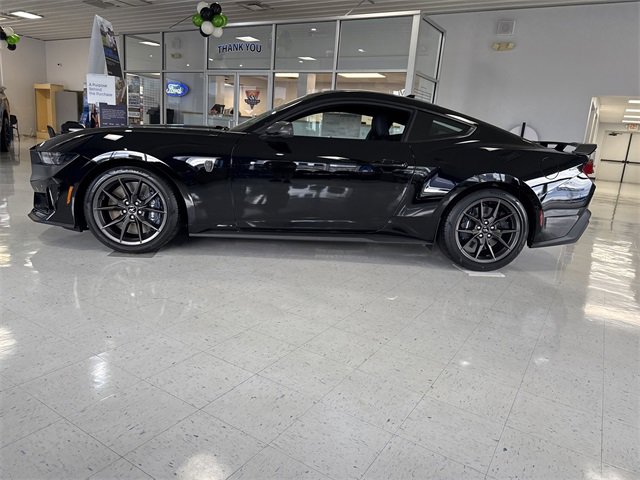 New 2025 Ford Mustang Dark Horse image 8