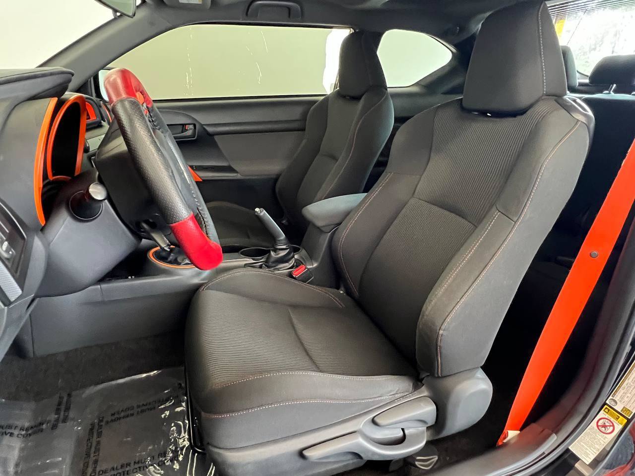 Used 2015 Scion tC FWD image 8
