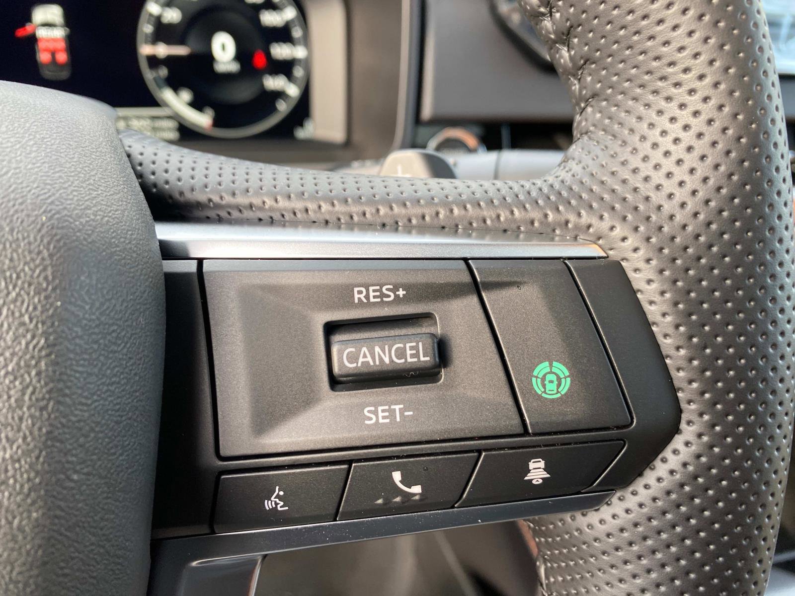 New 2025 Mitsubishi Outlander 4WD Plug-In Hybrid image 18