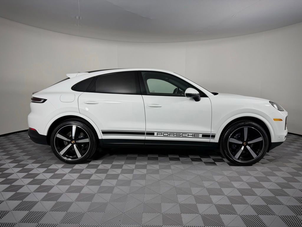 New 2026 Porsche Cayenne Coupe AWD/4WD image 10