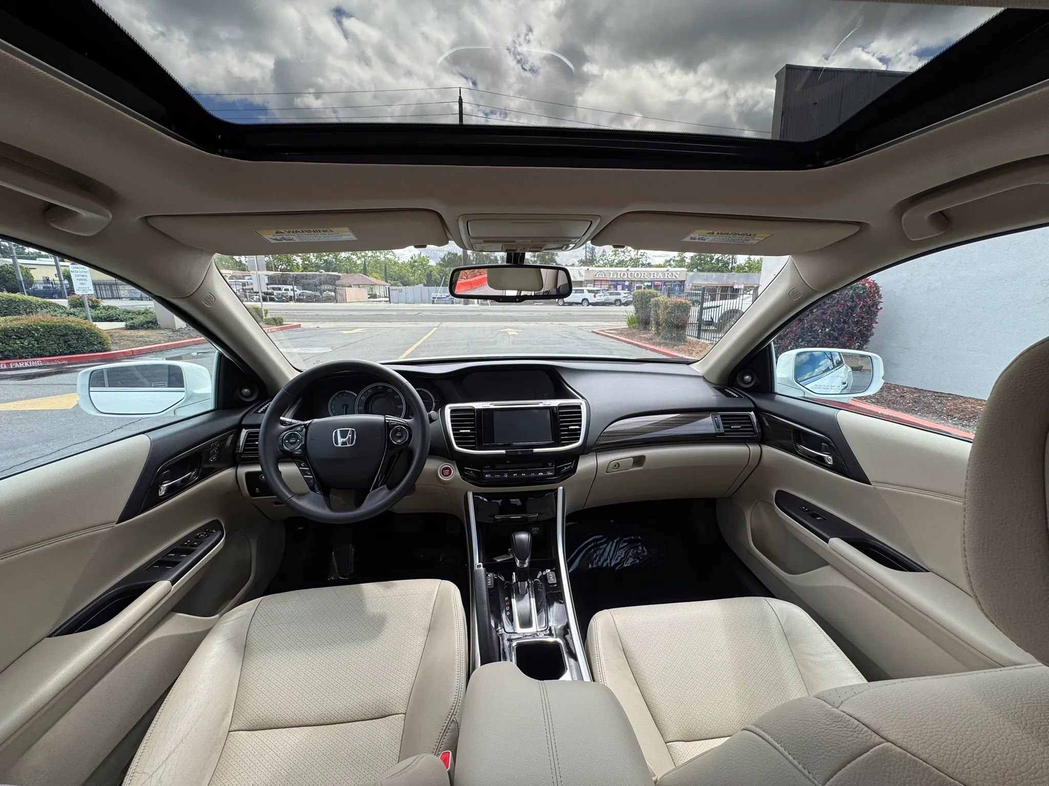 Used 2017 Honda Accord EX-L image 18