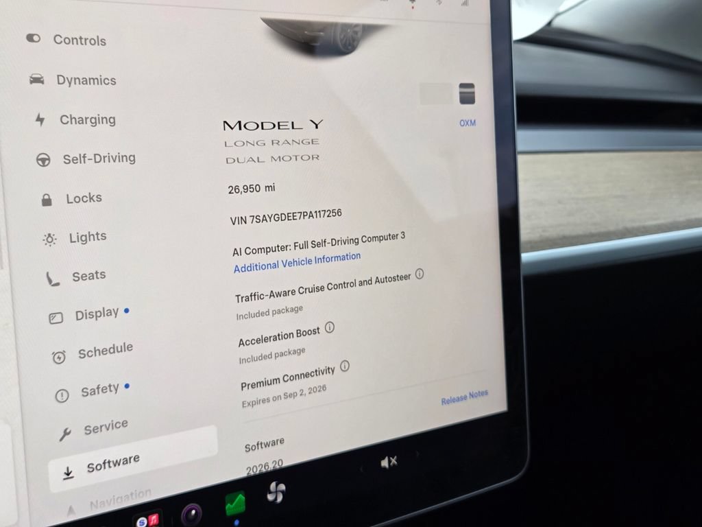 Used 2023 Tesla Model Y Long Range AWD/4WD image 26