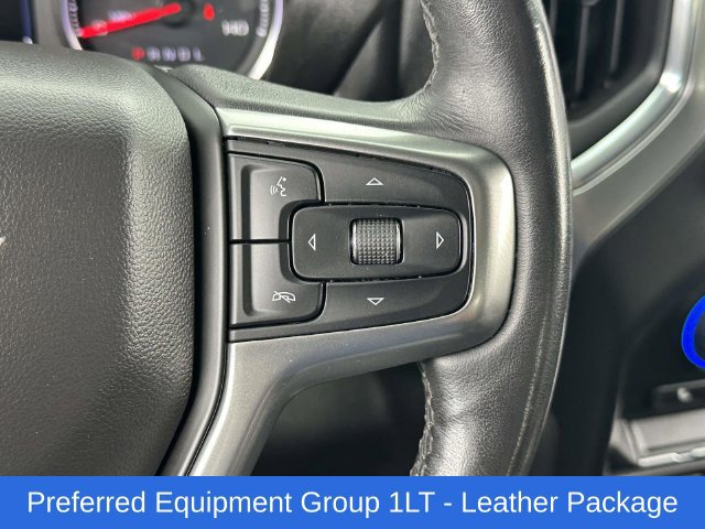 Used 2020 Chevrolet Silverado 1500 LT w/ Convenience Package AWD/4WD image 11