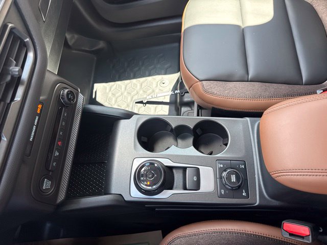 New 2026 Ford Bronco Sport Outer Banks w/ Sasquatch Outer Banks Package AWD/4WD image 31