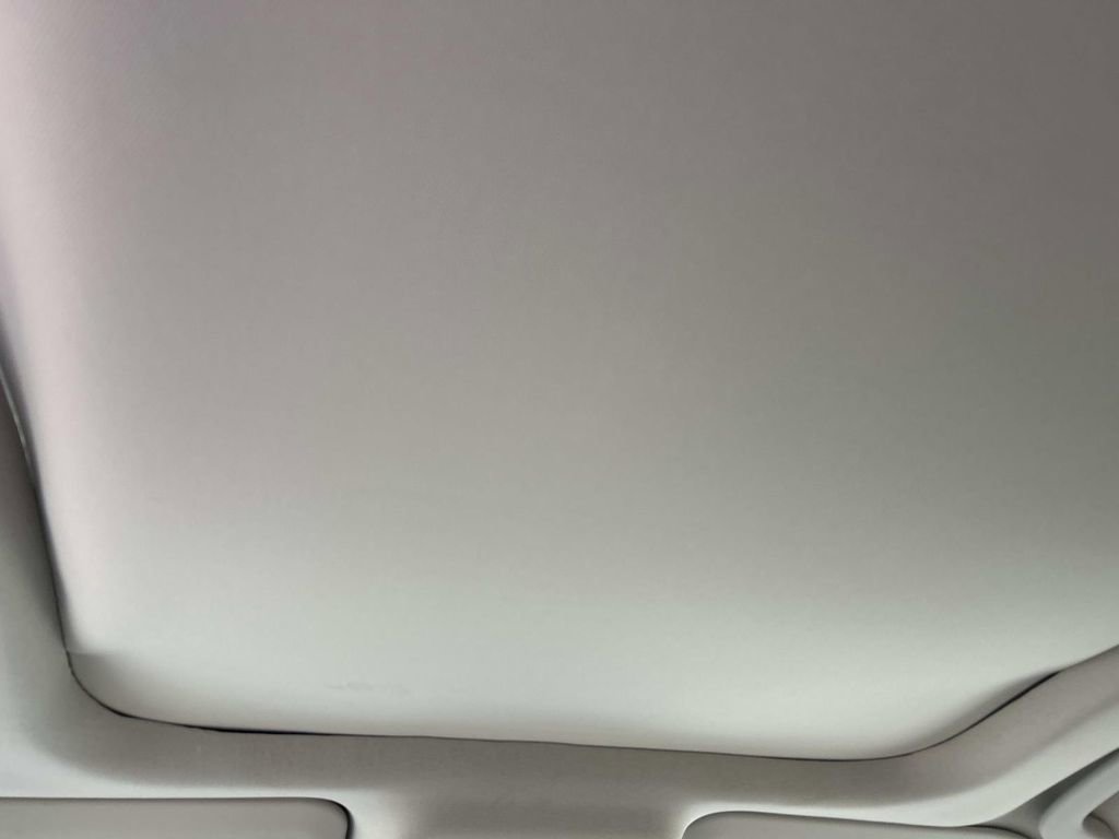 Used 2021 Ford Escape SEL w/ Technology Package image 28