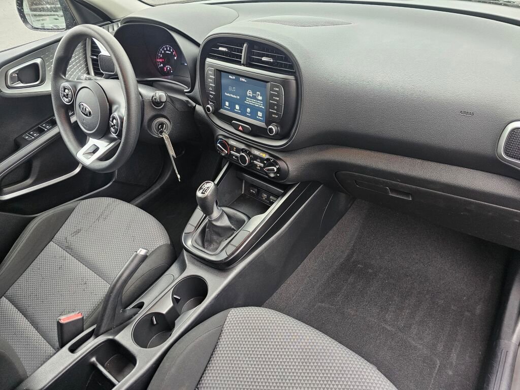 Used 2021 Kia Soul LX FWD image 13