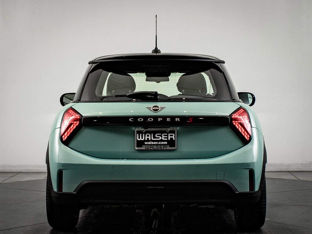 New 2026 MINI Cooper S image 7