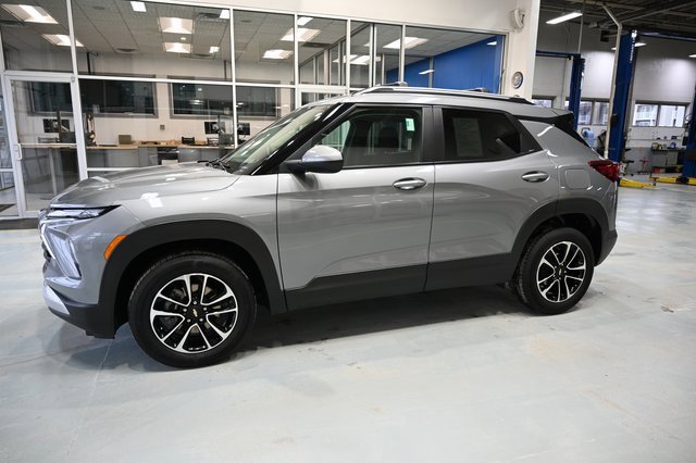 Used 2024 Chevrolet TrailBlazer LT w/ Convenience Package image 7