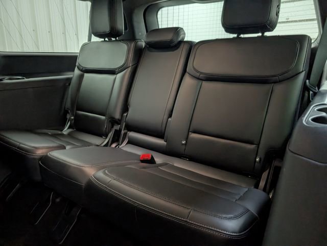 Used 2025 Ford Expedition Max Platinum w/ Stealth Appearance Package AWD/4WD image 11