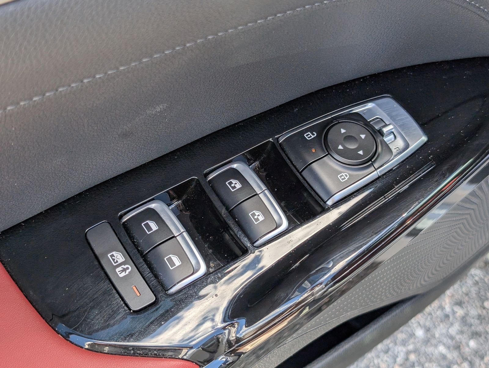 Used 2026 Kia K5 GT-Line w/ GT-Line Red Interior Package FWD image 16