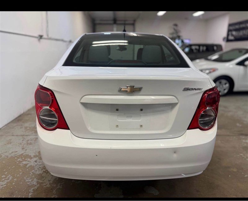 Used 2013 Chevrolet Sonic LS FWD image 6