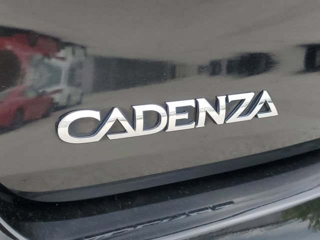 Used 2017 Kia Cadenza Technology FWD image 5