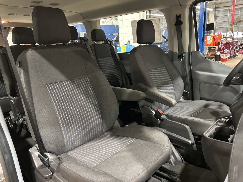 Used 2017 Ford Transit 150 XLT RWD image 36
