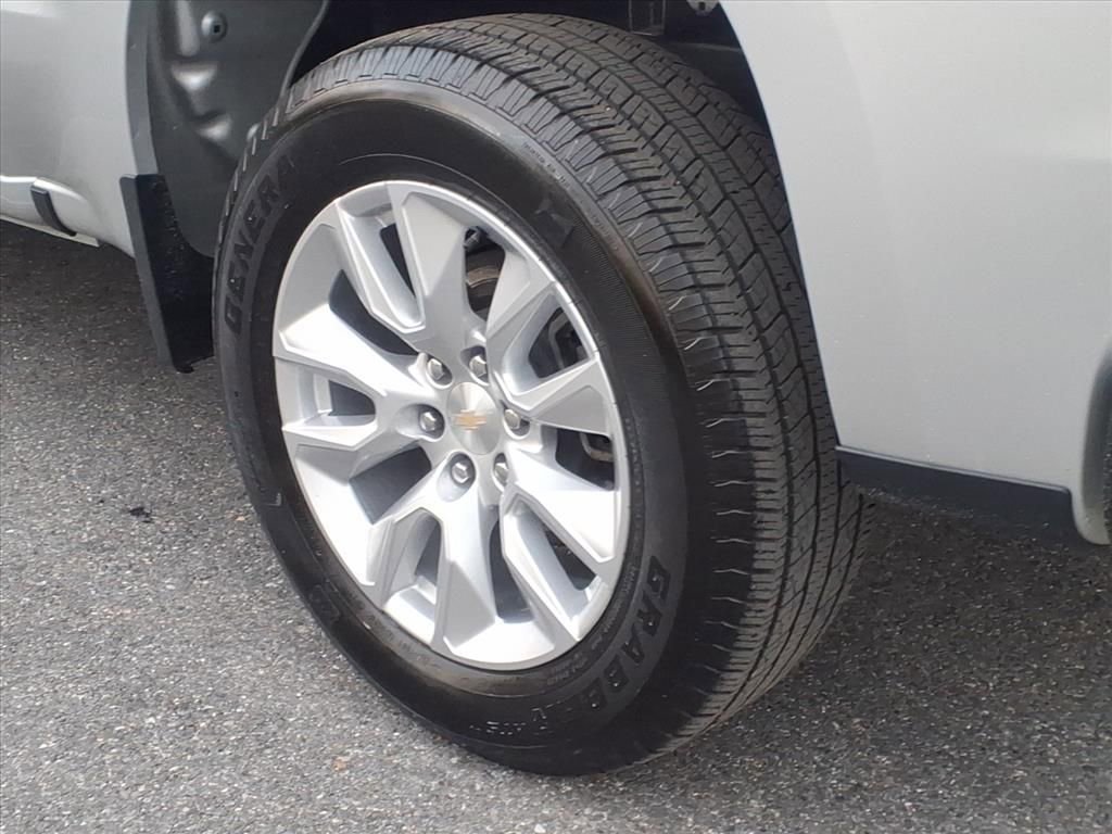 Used 2022 Chevrolet Silverado 1500 Custom image 11