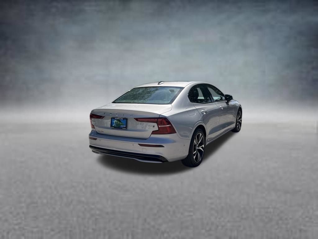 Used 2024 Volvo S60 B5 Plus AWD/4WD image 5