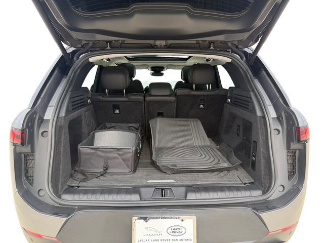 Used 2023 Land Rover Range Rover Sport SE AWD/4WD image 18