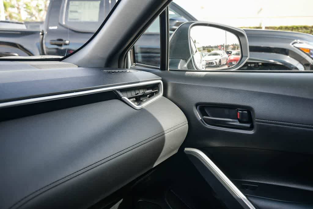 Used 2025 Toyota Corolla Cross AWD Hybrid image 21