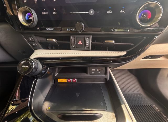 Certified 2025 Lexus NX 450h+ AWD w/ Accessory Package (K3) image 22