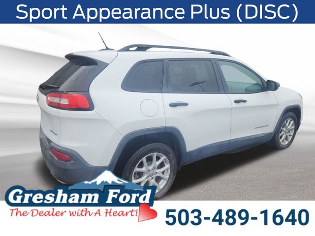 Used 2017 Jeep Cherokee Sport image 6