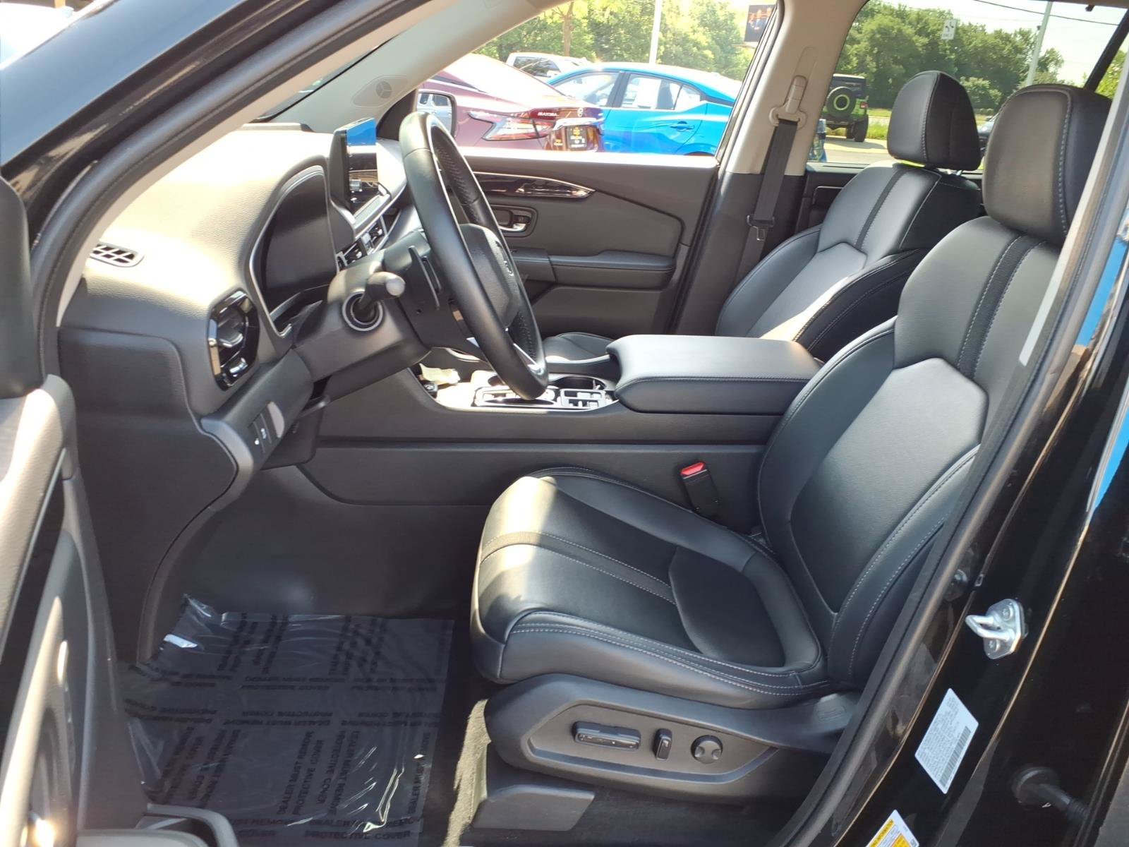 Used 2023 Honda Pilot EX-L image 4