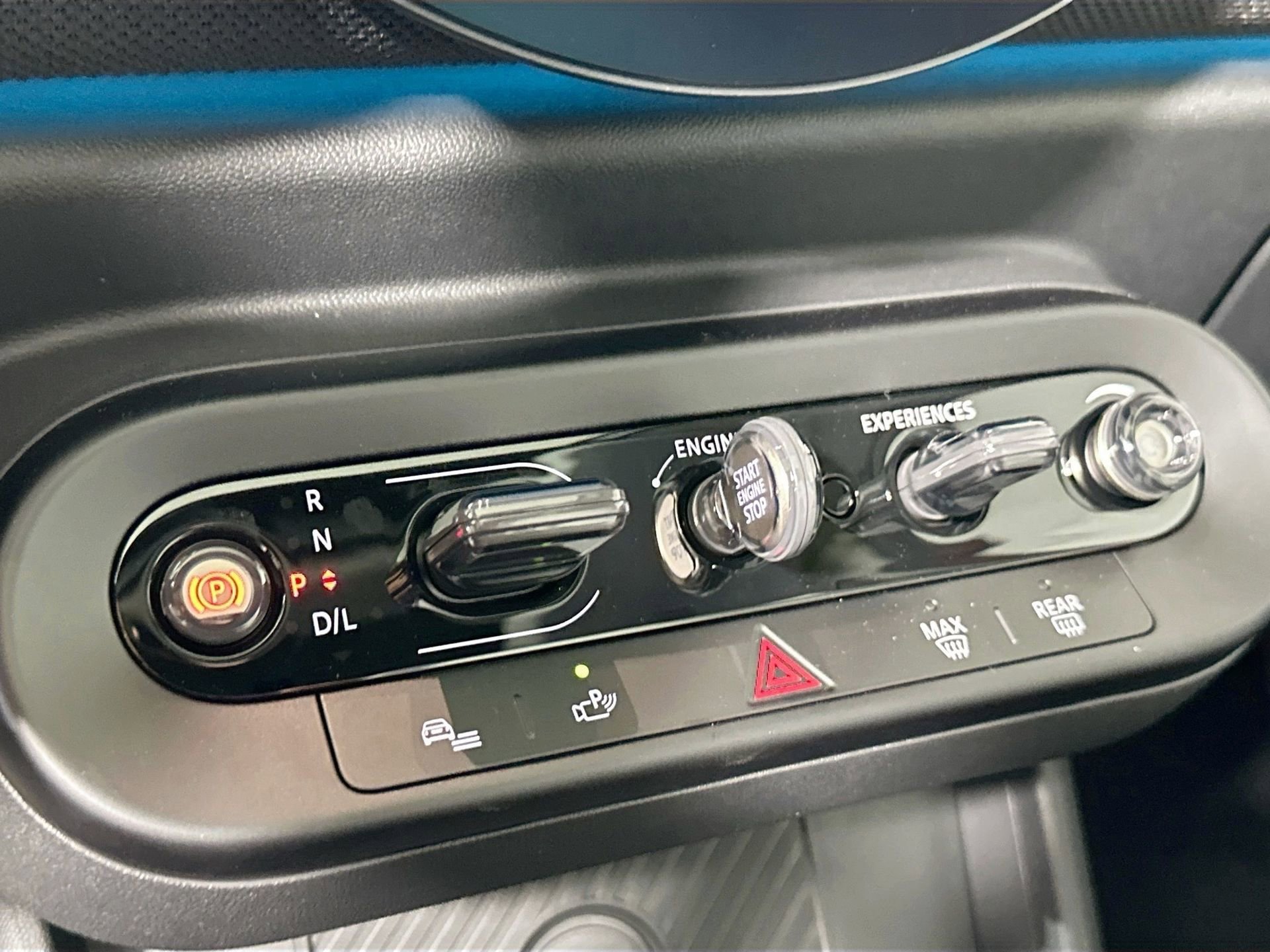 Certified 2025 MINI Cooper S image 18