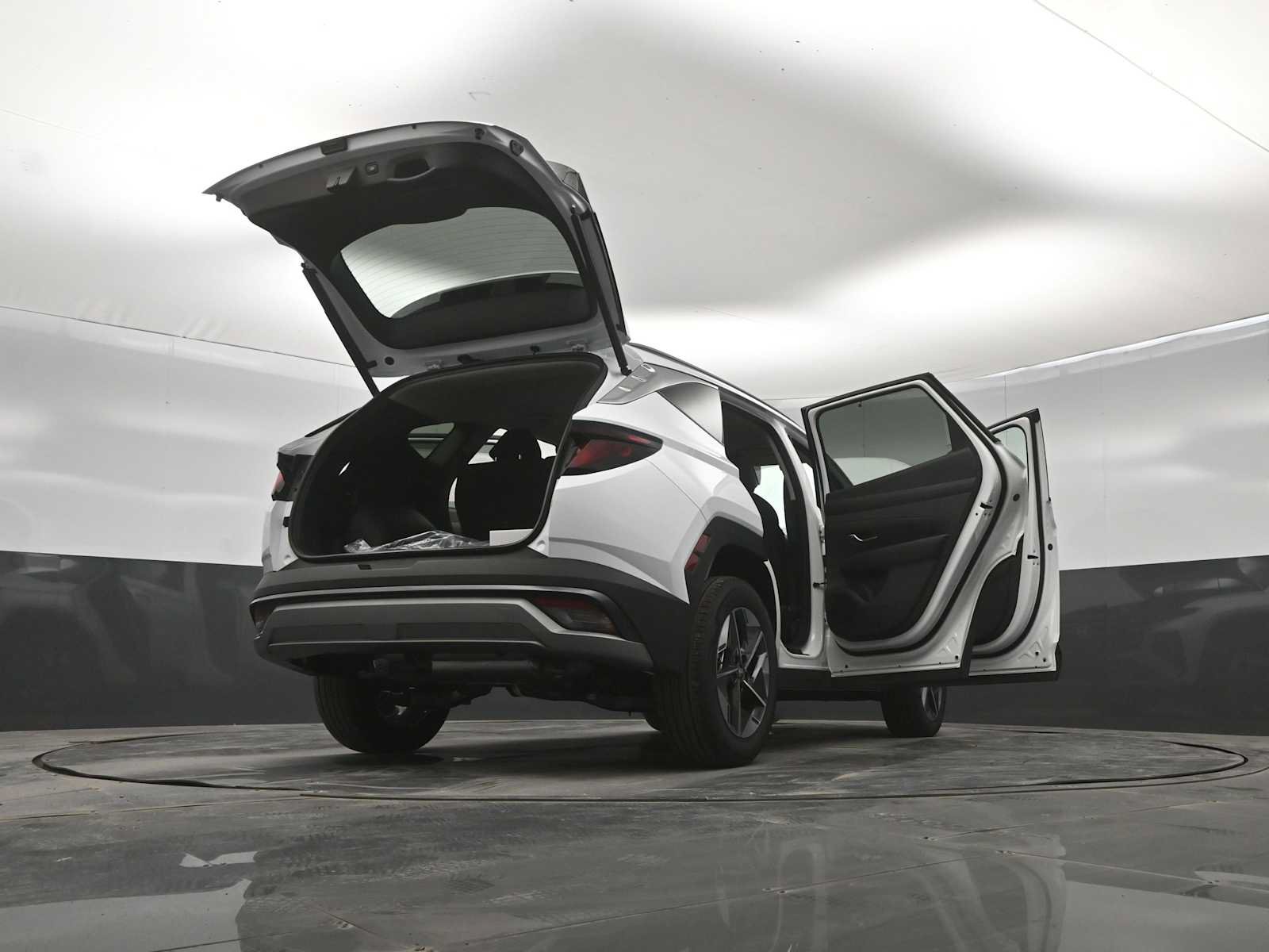 New 2026 Hyundai Tucson SEL w/ Tow & Go Package AWD/4WD image 48