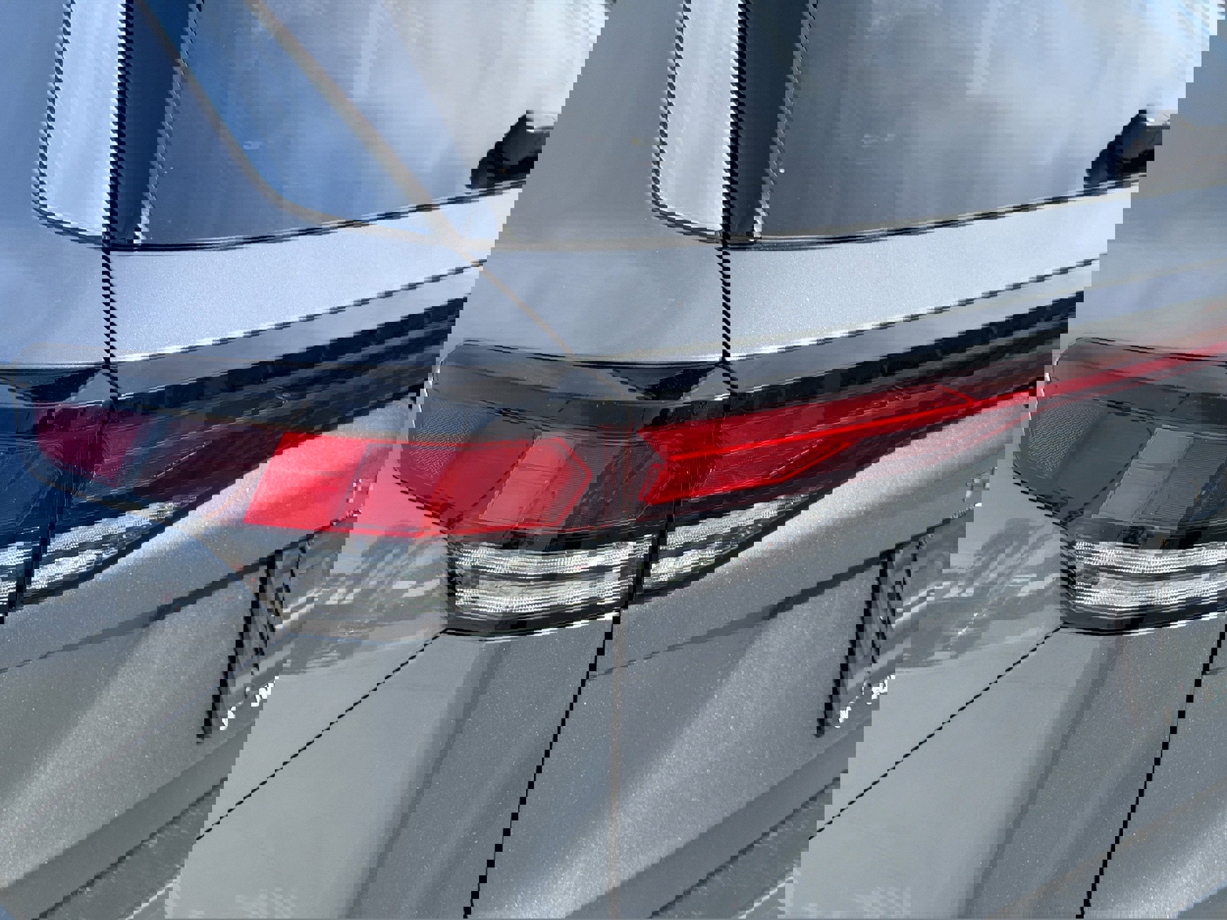 New 2026 Volkswagen Tiguan S image 9