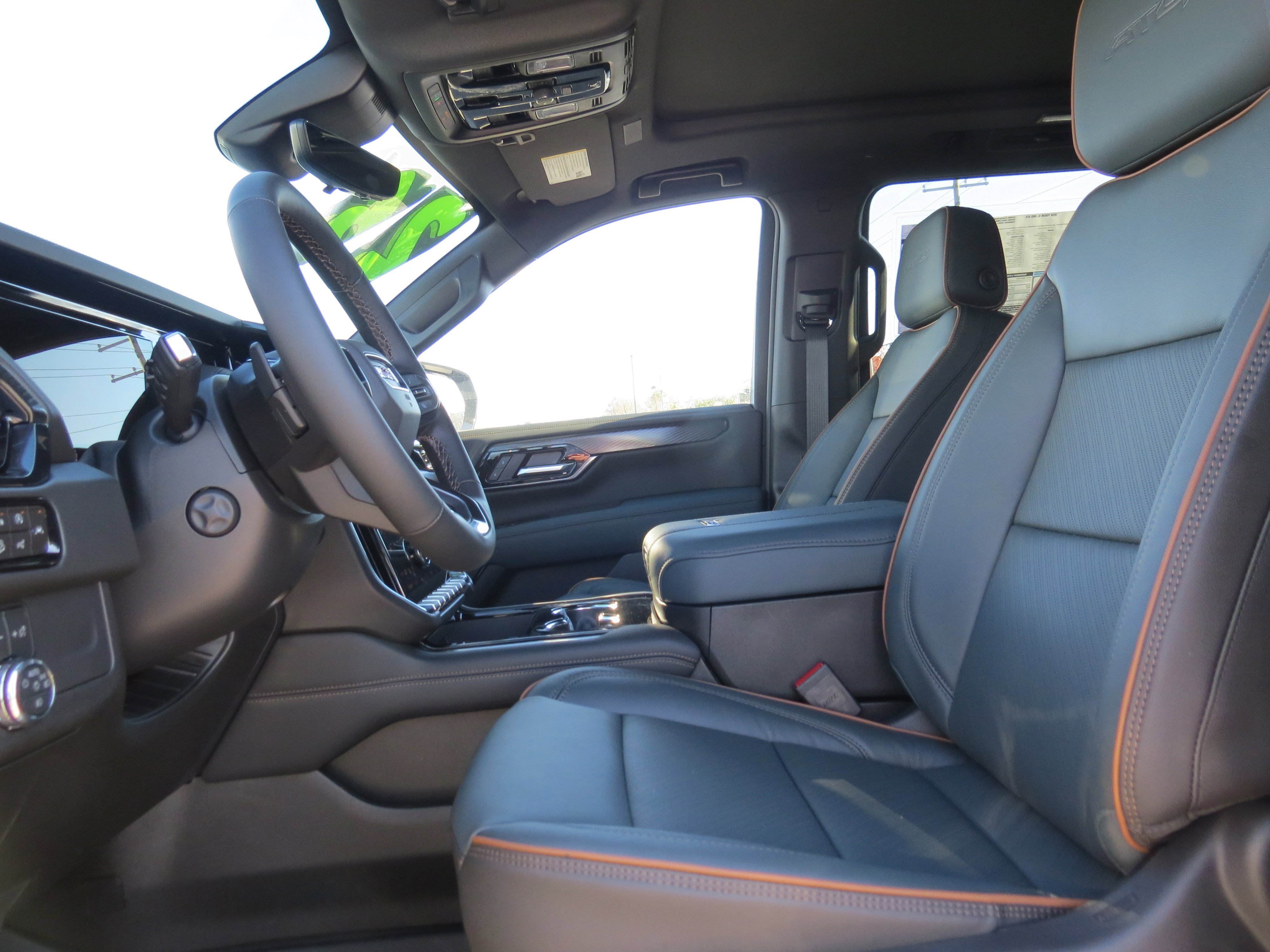 New 2026 GMC Yukon XL AT4 w/ AT4 Premium Package image 20