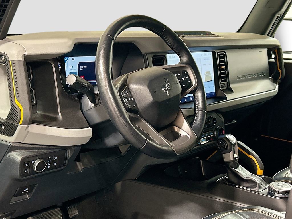 Used 2022 Ford Bronco Badlands image 7