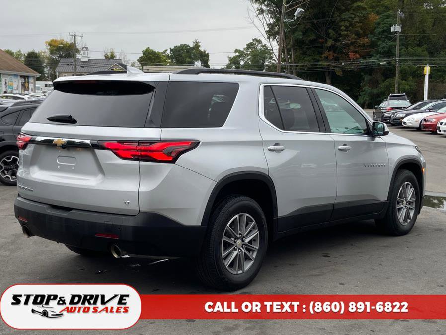 Used 2022 Chevrolet Traverse LT w/ LPO, Floor Liner Package image 5