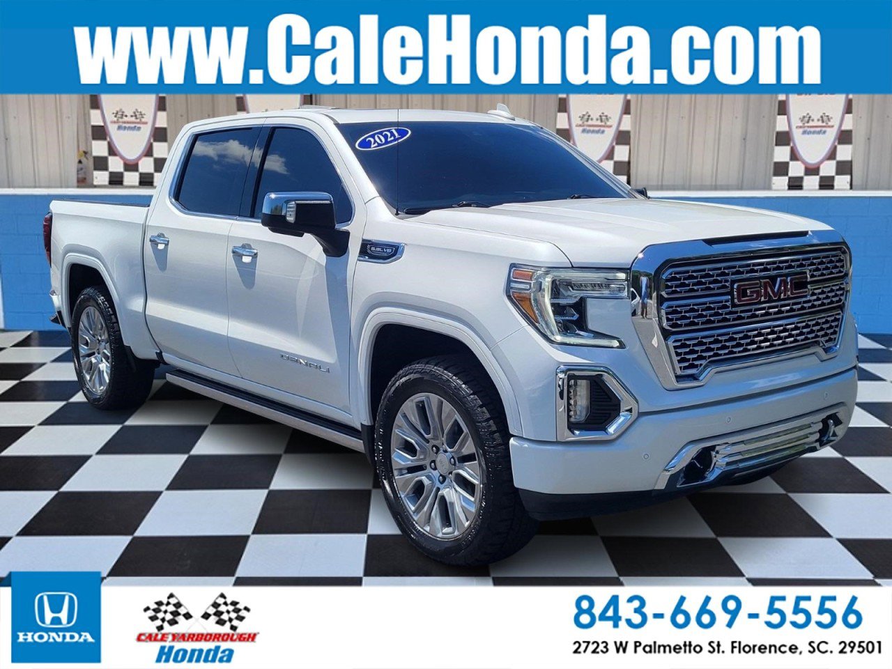 Used 2021 GMC Sierra 1500 Denali w/ Denali Premium Package AWD/4WD image 1