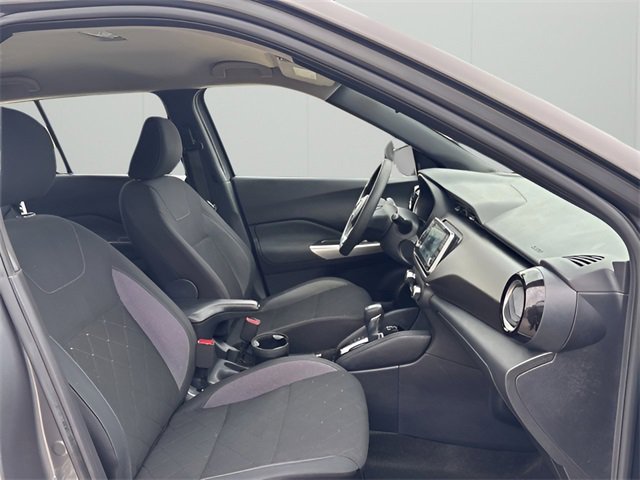 Used 2020 Nissan Kicks SV image 13