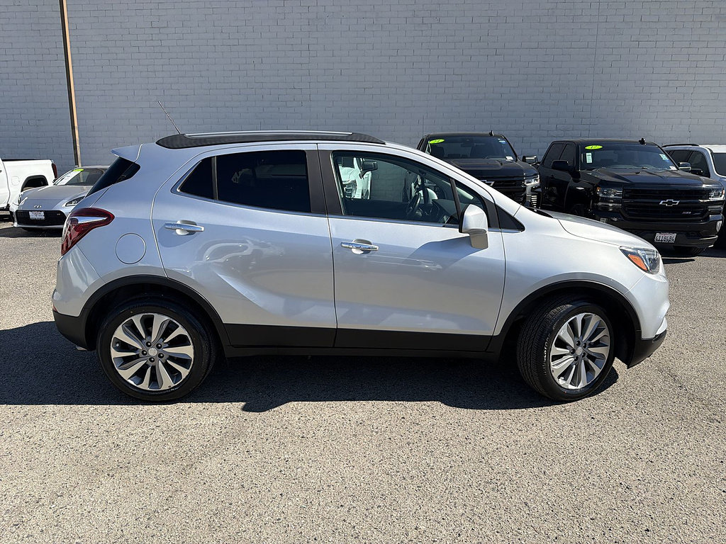 Used 2020 Buick Encore Preferred FWD image 4